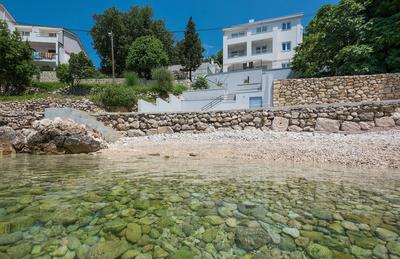 Apartments Mladen