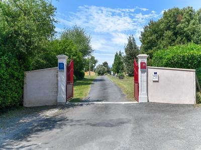 Holiday Home With Pool in Saint-savinien