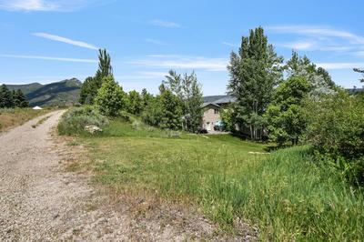 Family Getaway~hot Tub, Ice Castles & Tubing Hs 5 Bedroom Home by RedAwning