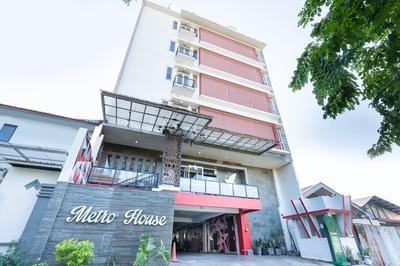 Flagship 91863 Metro House