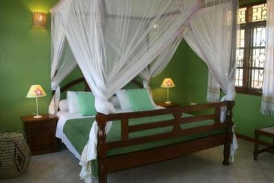 Niro Paradise House-Kusyombunguo Hotels