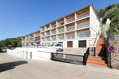 Apartment in Roses Near Beach