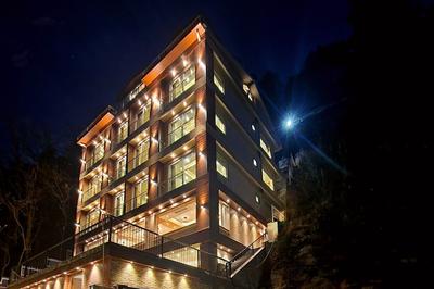 Mountain Valley View by Terraa