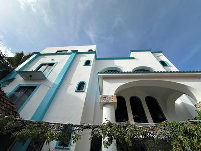 Plaza Nardos Hotel & Suites