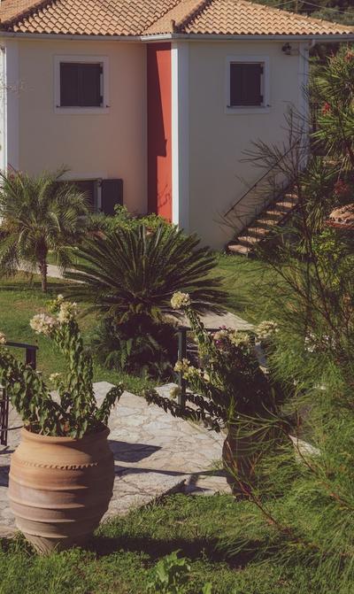 Erietta Aparthotel