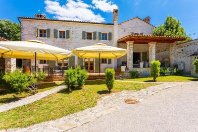 Villa Damiana in Domijani i