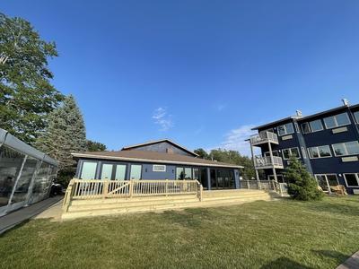 Lake Bluff Inn and Suites