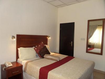 Candida's Place Apartments