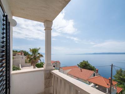 Apartments Neva- Two Bedroom Apartment With Balcony
