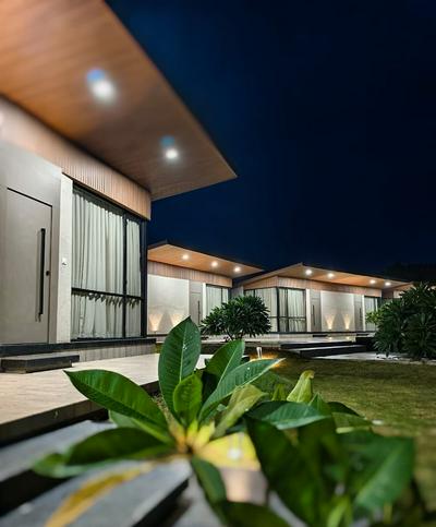 River's Edge By Escape Stays