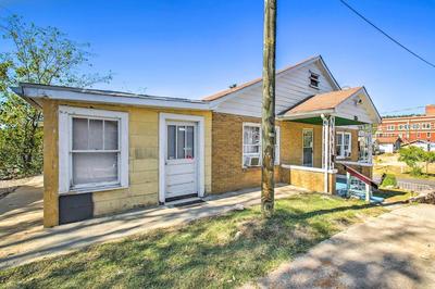 Pet-friendly Hot Springs Abode < 1 Mi to Dtwn