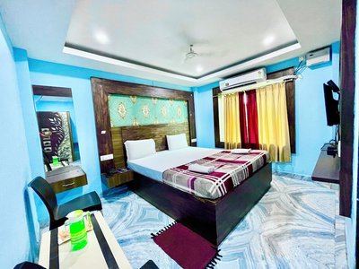 Hotel President Inn -near Temple & Beach