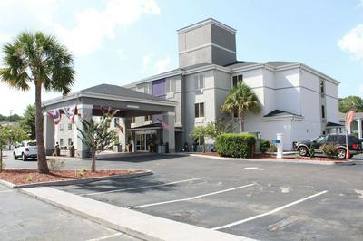 Wingate by Wyndham Kings Bay Naval Base / I-95