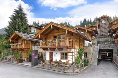 Flachau Chalet With a Sauna