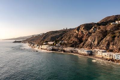 Matador by Avantstay Ocean Front Malibu Pad w/ Rooftop Patio