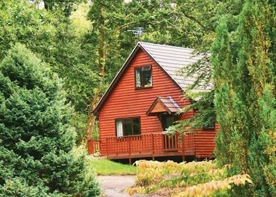 Prancing Hare Lodge Hot Tub