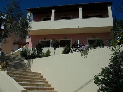 Roza Studios