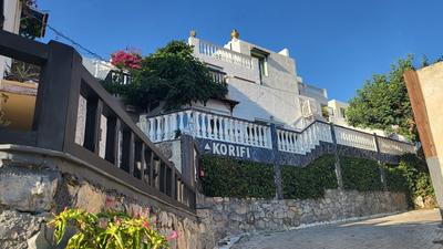 Peaceful And Very Relaxing Suite Near Crete Sea View, Shared Pool, air Condition