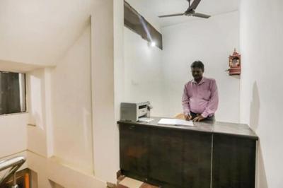 Goroomgo Shiv Ganga Guest House Varanasi