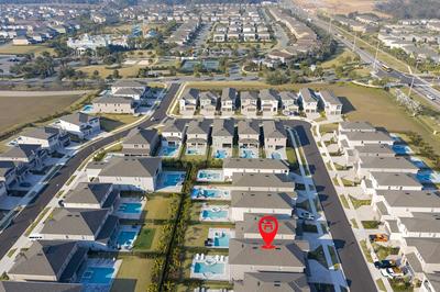 Family Escape With Private Pool & Themed Rooms