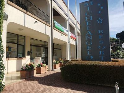 Comfy Furnished Apartment with AC near Beach