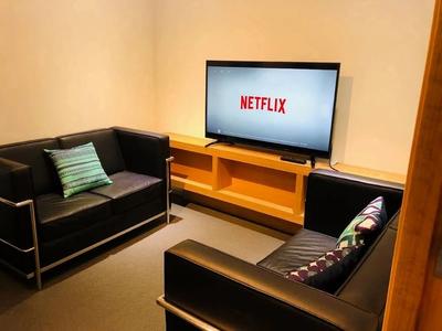 Modern cozy and functional apt in Monterrey’s heart, 2 rooms 2DB, 2BTH, by Mty Living S1 605