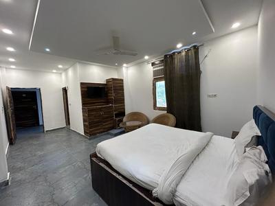 Khanak Inn