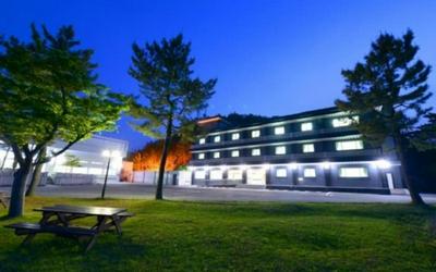 Samcheok Yonghwa Hotel