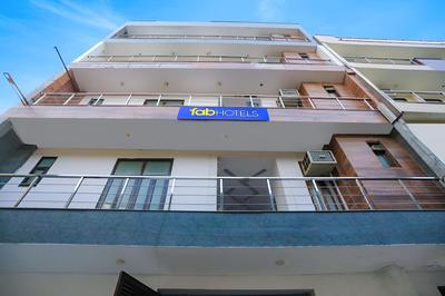 Fabhotel Station I