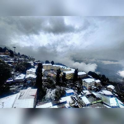 Goroomgo Pitstop Darjeeling