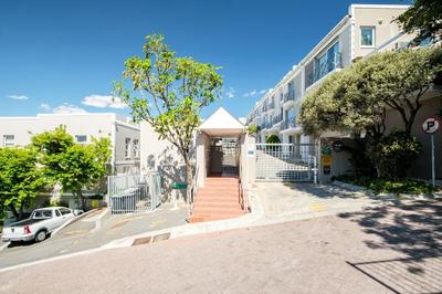 Cape Town City Holiday Apartment w Views for Days