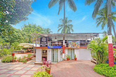 Fabhotel Baga Village Home