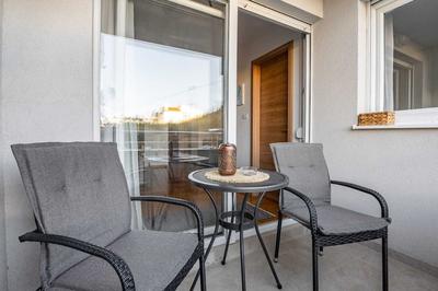 Apartment Maya by Litto