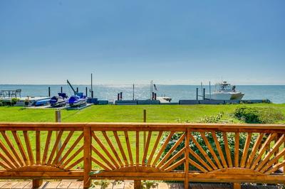 Anchor Bay Getaway on Lake St Clair With Dock!
