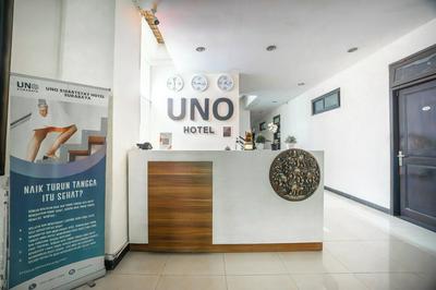 Hotel O Genteng Near Genteng Market Formerly Uno Hotel