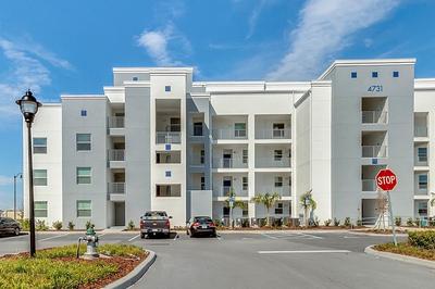 Storey Lake 4731 #305