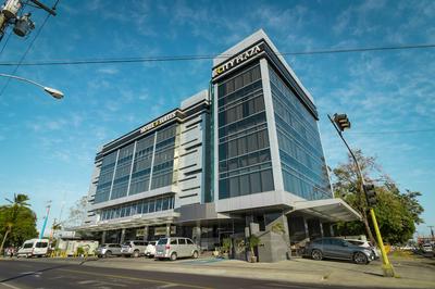Hotel City Plaza & Suites