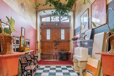 The Indy House by LovelyStay