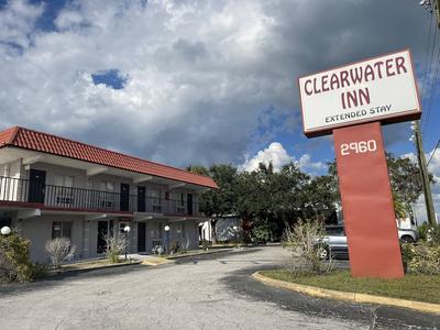 Clearwater Inn