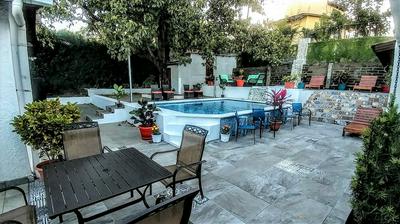 El Mirador Suites and Lounge