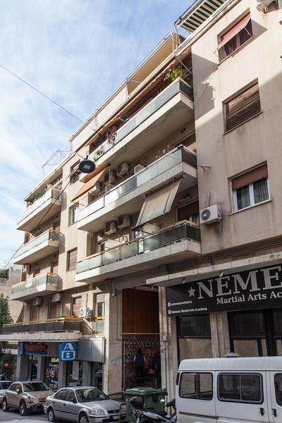 Ampelokipoi Modern Athens Cozy Apt for 2