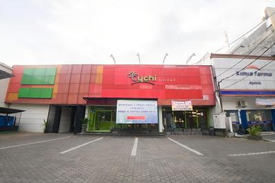 RedDoorz Plus @ Celaket