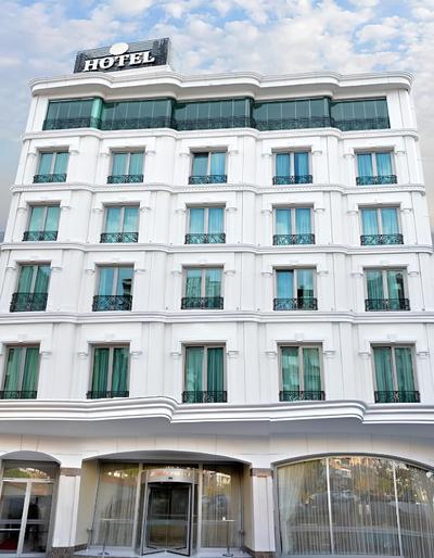The Grand Mira Hotel