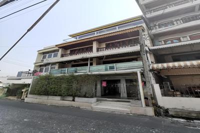 OYO 822 Thai Sabai Hotel