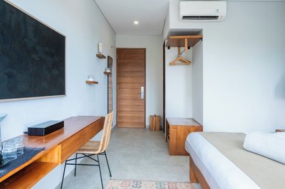 Wave House Surf Camp Bingin