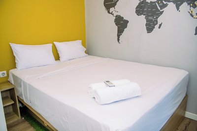 Cozy And Comfort 1Br With Walk In Closet At Pakubuwono Terrace Apartment