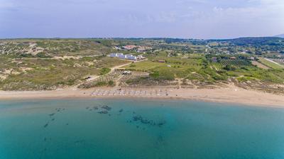 Sukha Inn Otel & Beach