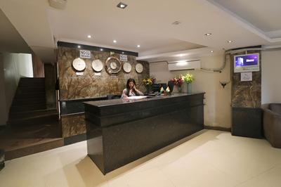 OYO 49069 A Suites