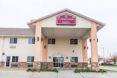 BridgePointe Inn & Suites by BPhotels, Lincoln I-80/27th St