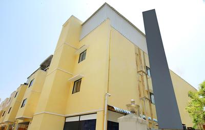 OYO 10744 Grand Marena